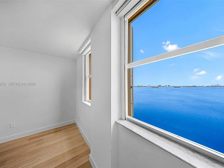 1625 Kennedy Cswy #1004D — Photo 23