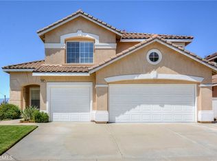 908 N Temescal Cir, Corona, CA 92879