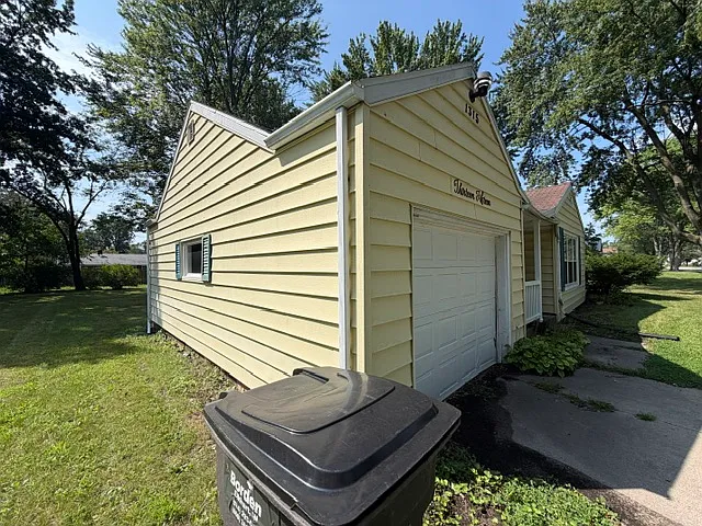1315 Laurel St - 1 — Photo 3