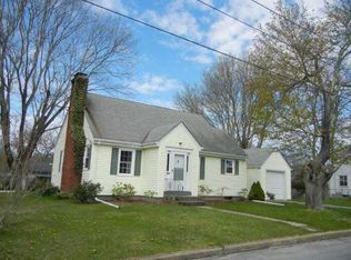 4 Sunset Ave, South Kingstown, RI 02879