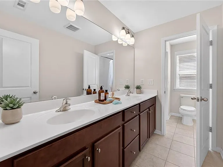 1020 Kendall Grove Ct — Photo 21