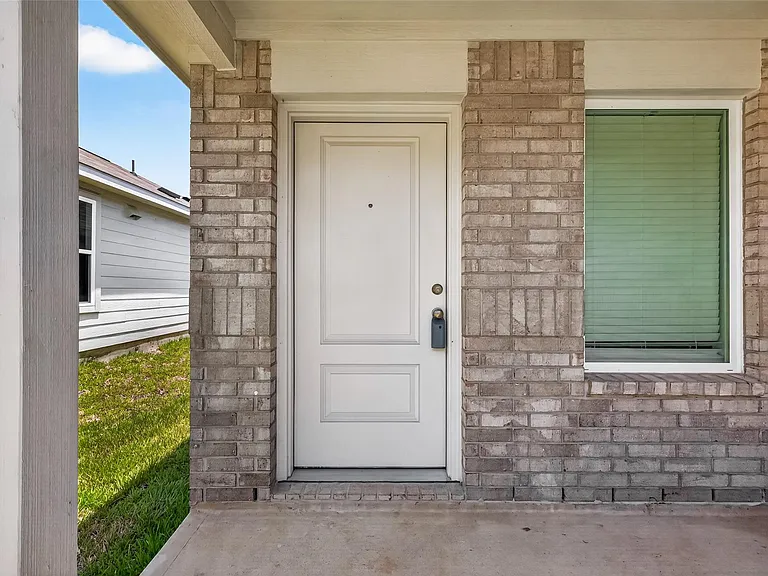 31338 Black Cherry Hollow Dr — Photo 5