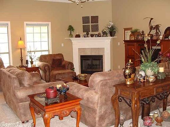 3rd image of 471 Walleye Dr