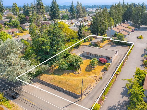 3rd image of 19201 40th Ave W