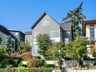 3721 Cascadia Avenue S, Seattle, WA, 98144