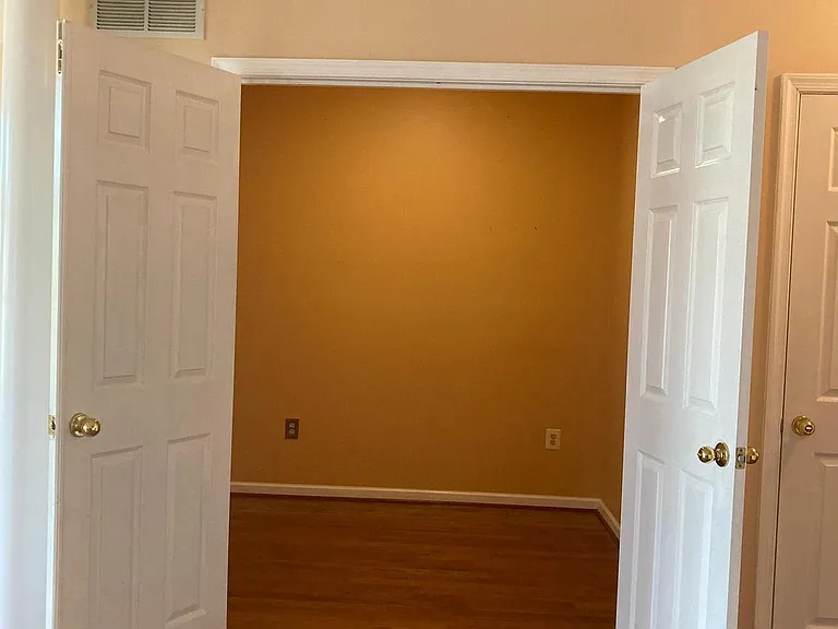 118 Madison Way — Photo 12