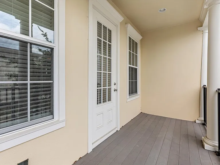 2046 Prospect Ave #1 — Photo 31