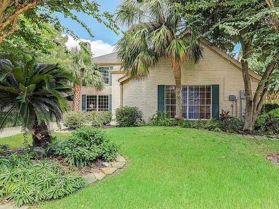 4th image of 932 Plantation Dr