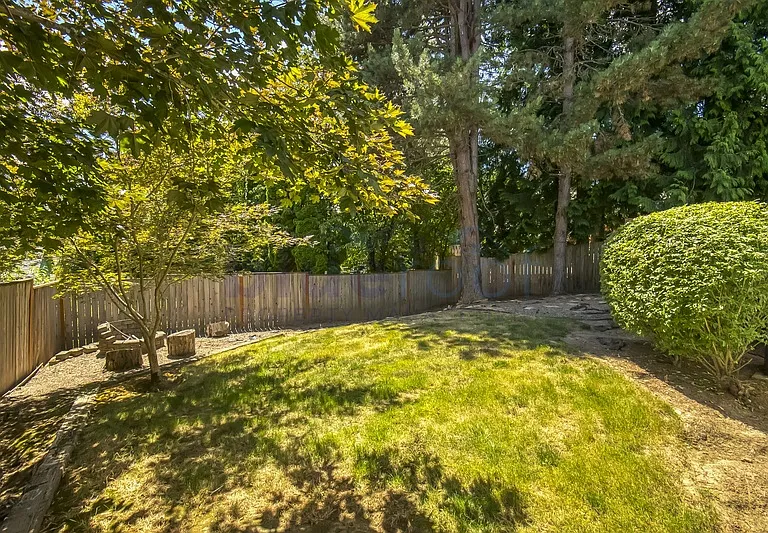 13920 SW Tennessee Ln — Photo 20