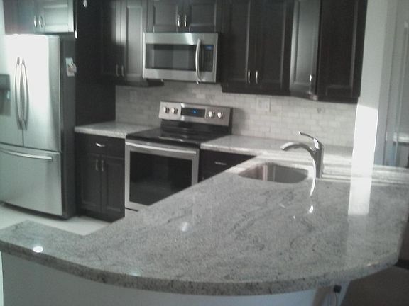 OPEN KITCHEN