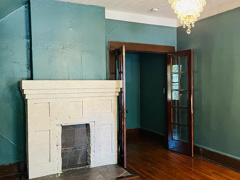 121 Flint St #3 — Photo 5