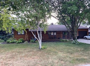 1655 Dorell Dr, Hampton, IA 50441