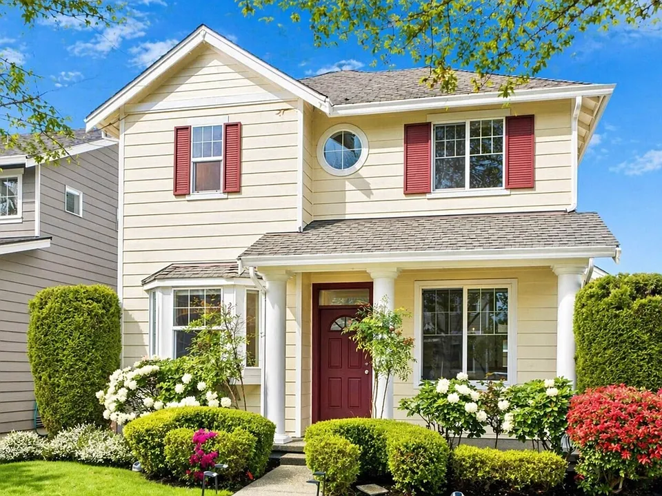 24713 233rd Pl SE