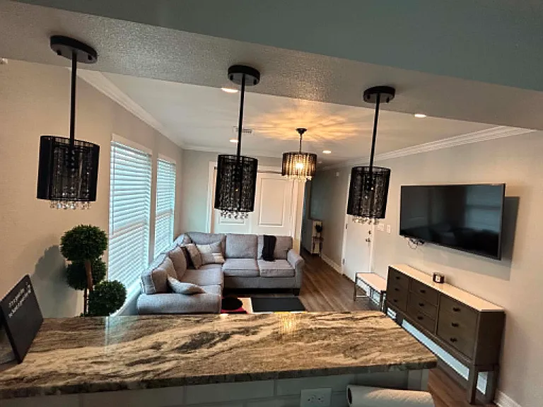 2409 Isabella St #3 — Photo 4