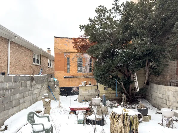 1234 N Avers Ave, Chicago, IL 60651