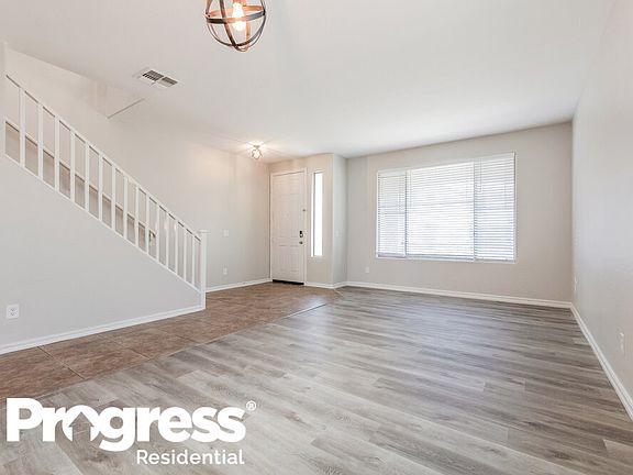 4th image of 19072 E Swan Dr