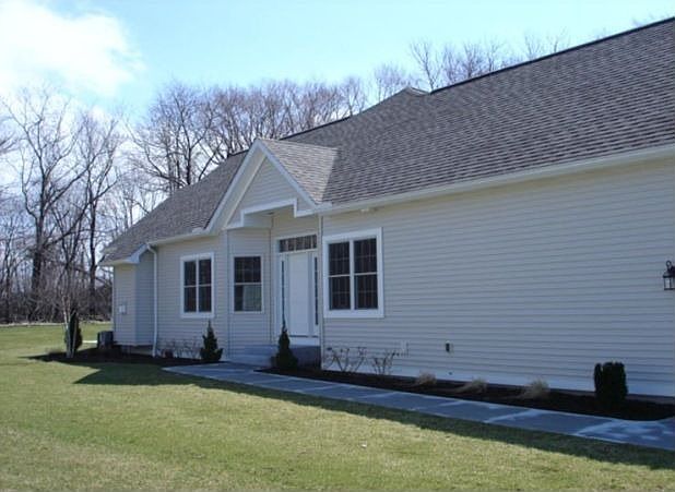 1st image of 2013 Chatham Dr #N4-16