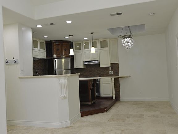 4th image of 11711 Memorial Dr APT 302