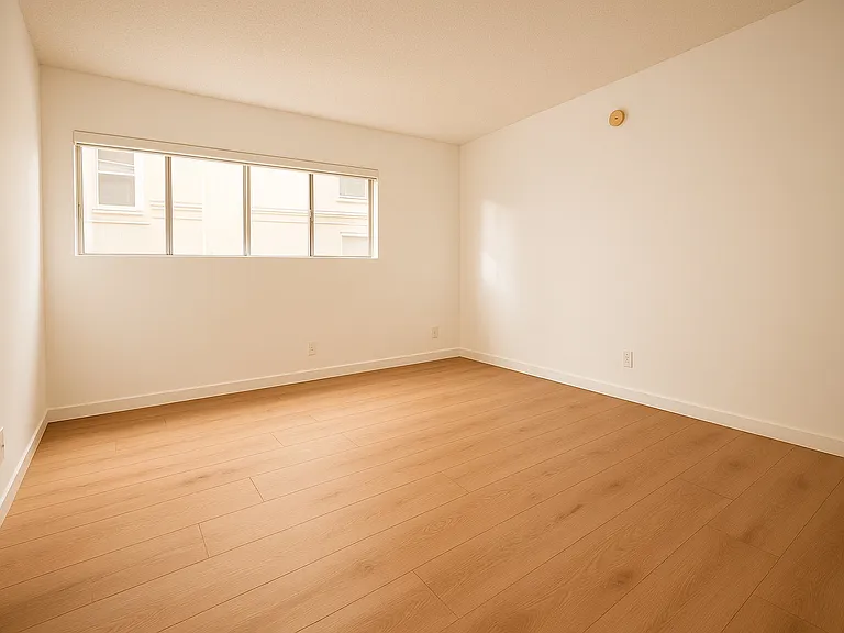 4248 Whitsett Ave #102 — Photo 11