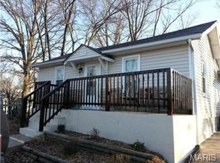 10526 Clarendon Ave, Saint Louis, MO 63114