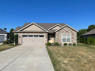 301 Carriage Ct, Flora, IN 46929