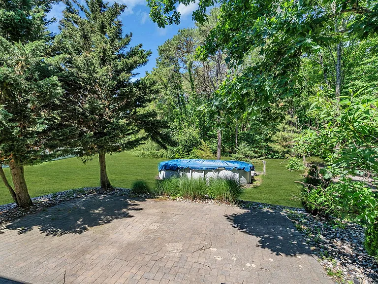 6 Marybeth Ct — Photo 49