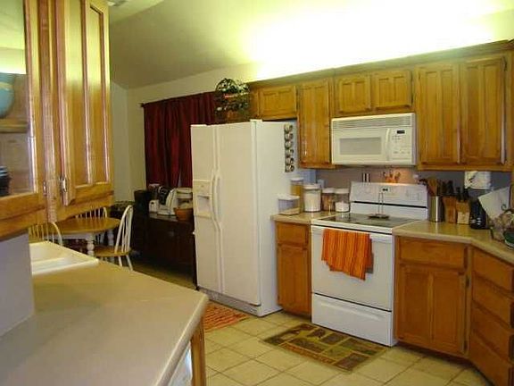 5th image of 3136 SW 127th St