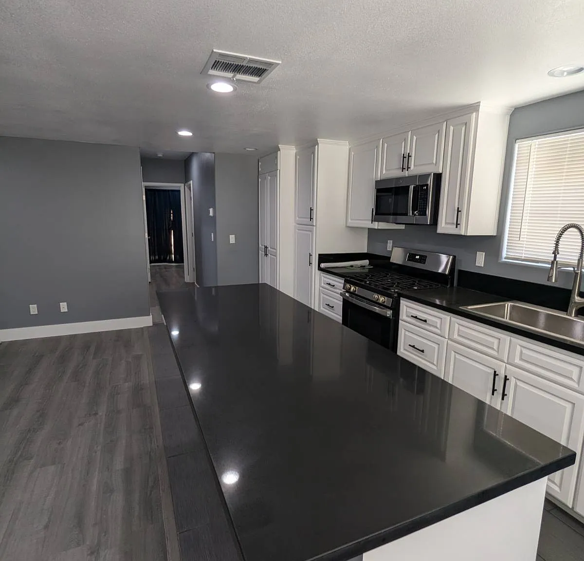 6330 Costello Ave — Photo 3