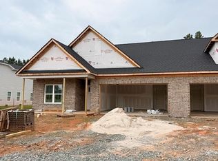 404 Beeson Ct, Clemmons, NC 27012