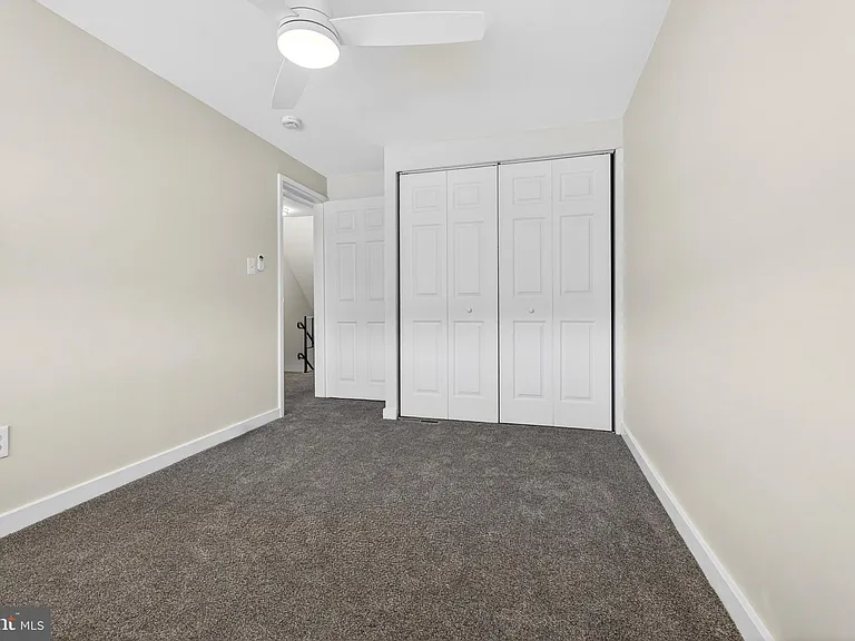 7860 Saint Claire Ln — Photo 24
