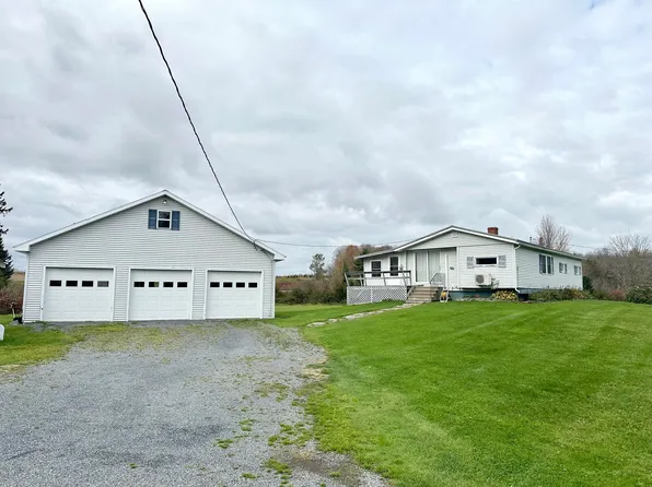 54 White Road, Presque Isle, ME 04769
