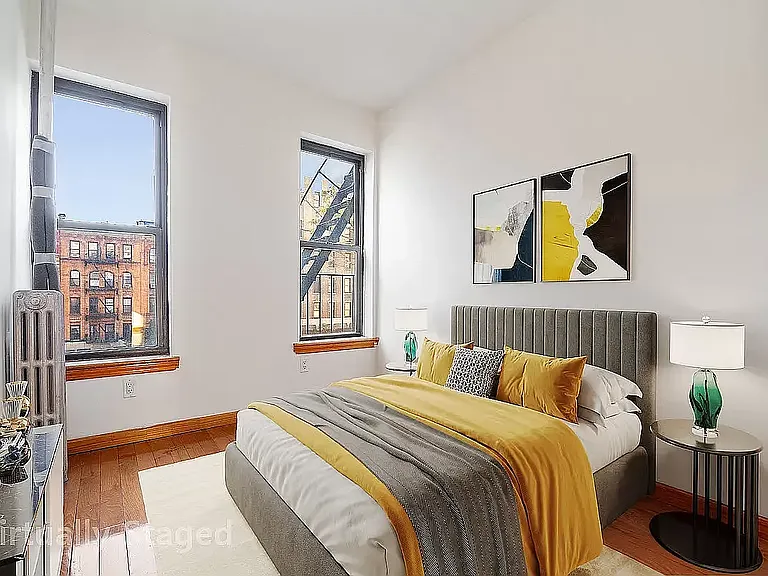328 E 14th St #9 — Photo 3