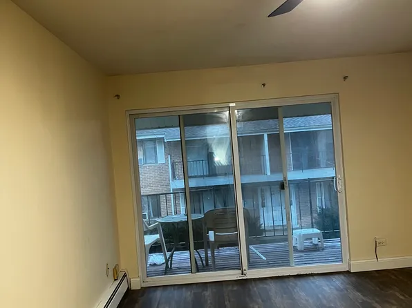 14719 Kilpatrick Ave Floor 2, Midlothian, IL 60445