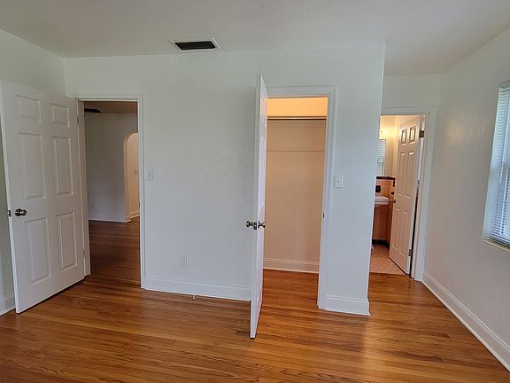 5th image of 275 Mateo Way NE #275