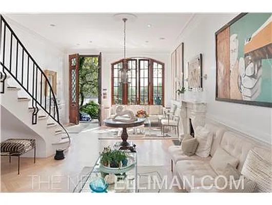 Sold by Douglas Elliman | media 21