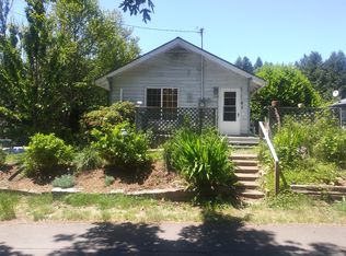 1303 N Nye St, Toledo, OR