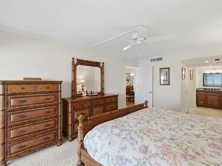 1750 Benjamin Franklin Dr #9B — Photo 21
