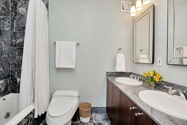 Sold by Engel & Völkers New York City | media 15