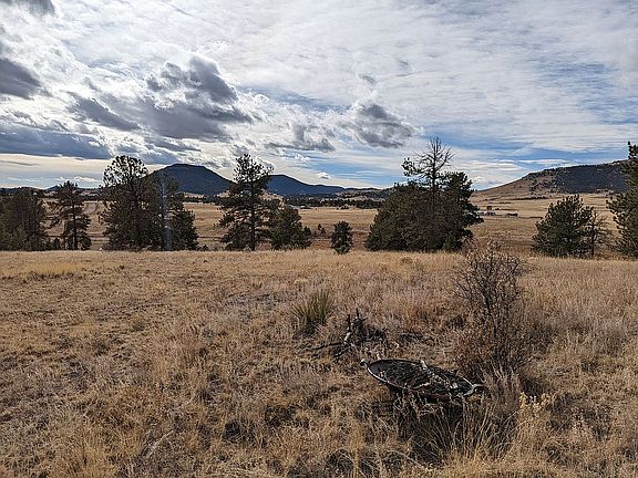 3rd image of 32 Peak Dr