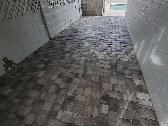 3rd image of 1252 E Pebble Beach Dr