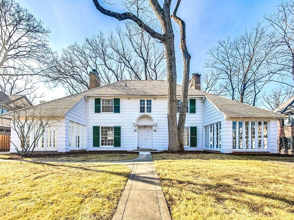 1st image of 1442 Forest Ave