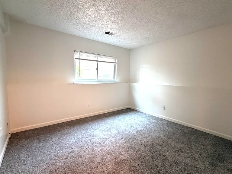 The third bedroom-new carpet and paint