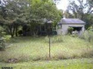 358 9th St, Mays Landing, NJ 08330