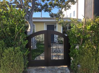 421 Poinsettia Ave, Corona Del Mar, CA 92625