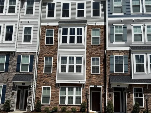 721 McCormick Farm Dr Unit B, Glen Allen, VA 23060