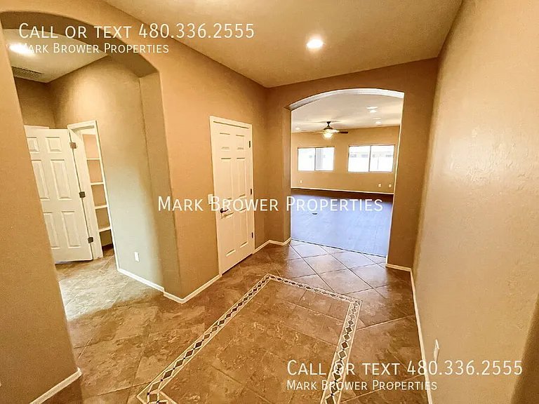 668 W Stanley Ave — Photo 3