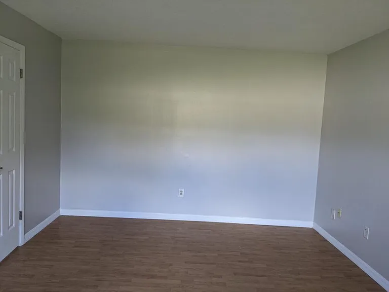 165 Windtree Ln — Photo 5