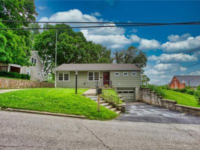 621 Spring St, Weston, MO, 64098