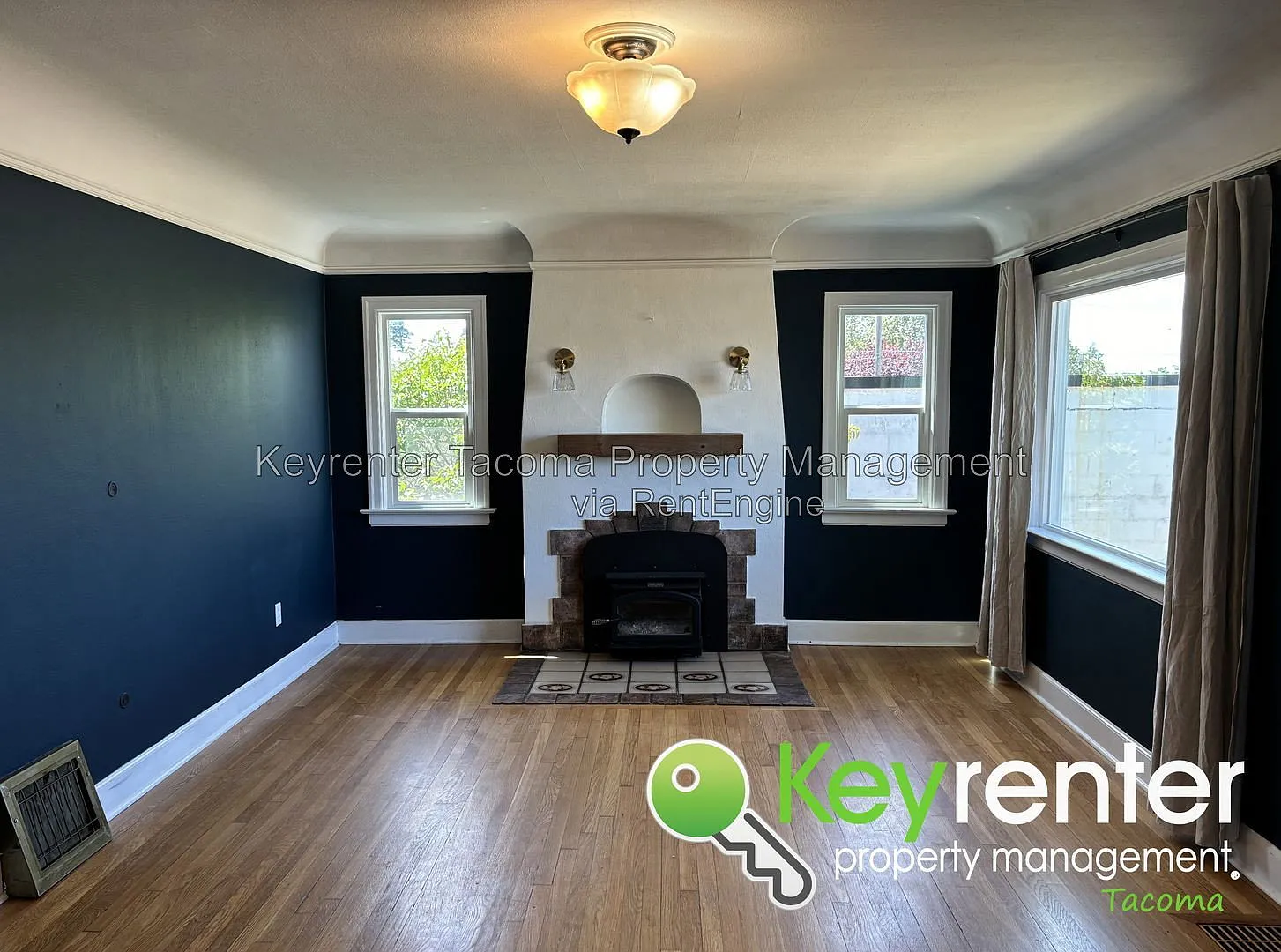 3 bed, 1.0 bath, 1500 sqft, $2,600 — Photo 3