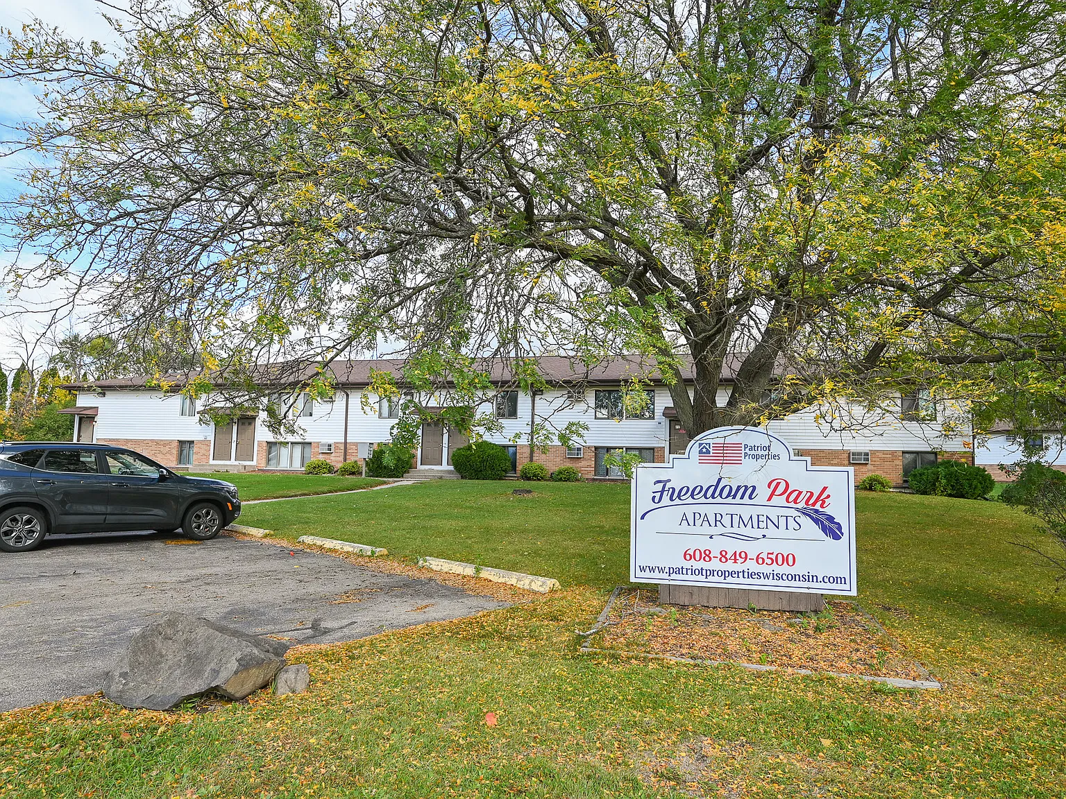 Freedom Park Apartments — Photo 2